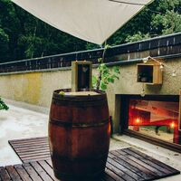 Petit terrasse sur le toile