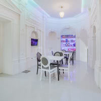 Salle petit déjeuner château