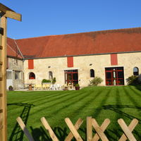 La Croisée, en terrasse et pelouse