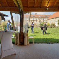 Cocktail déjeunatoire en véranda et au jardin, sur devis