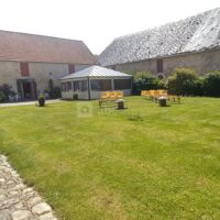 Cérémonie laïque en extérieur, préparation des espaces, véranda, bar et barnum, jardin