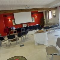 Cérémonie de deuil clé en main avec cocktail et rétrospective sur vidéoprojecteur