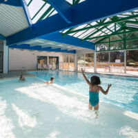 Piscine intérieure
