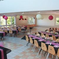 Salle 180 m² tables rectangulaires