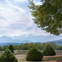 Vue sur le Mont-Blanc depuis les jardins
