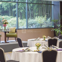 Salle de réunion en cabaret