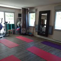 Salle idéale pour yoga, pilates, tai chi, chi qong..