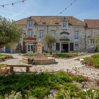 Le Village de Sully