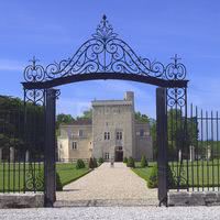 Château la Tour Carnet