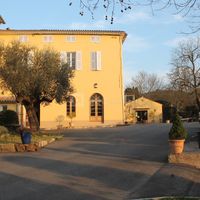 Vue extèrieure de la salle