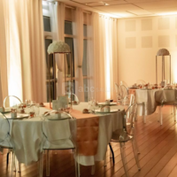 Salle de Réception - Projecteur de lumière