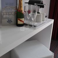 Hotel_montpellier_eurociel_bureau_chambre
