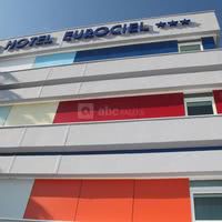 Hotel_montpellier_eurociel_facade