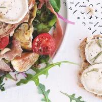 Away Hostel & Coffee Shop