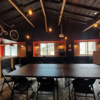 Salle de réunion (lumière naturelle)