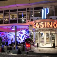 Façade de nuit casino
