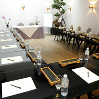 Salle en style u
