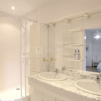 Salle de bain aux Ecuries