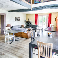 Salle de séjour pour 25 convives