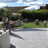 Apéritif en extérieur en provence