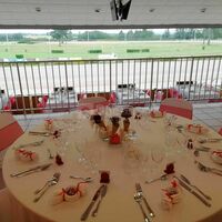 Salle de réception capacité 150 personnes Hippodrome de Maure de Bretagne