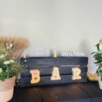 Table et cadre BAR