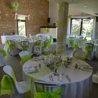 Salle et cabine DJ