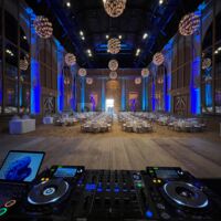 Manège dressé en diner assis et soirée dansante