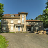 Façade