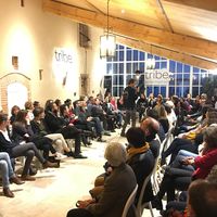 Conférence dans le grand salon de la Gariguette
