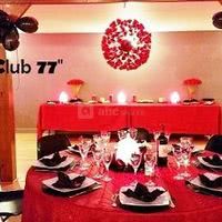 Buffet et Salon au "Courtry Club 77"