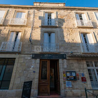 Façade