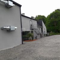 Accès pour le traiteur à l'arrière du bâtiment