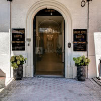 Entrée de l'hotel Belfry