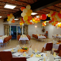 PETITE SALLE