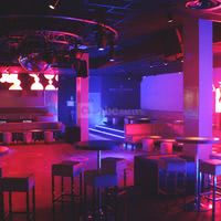 Deluxe Club Laval