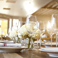 Repas assis - Pavillon Paris Centre