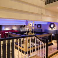 Omnia Restaurant & Bar