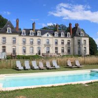 Chateau de percey pool / piscine