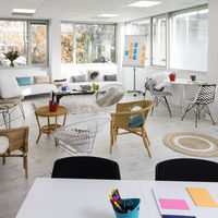 Salle 7 ultra lumineuse de 37M2