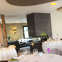 Des roses et des orties