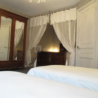 Chambre 8 (3 personnes)