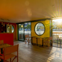 Notre salle au bord de l'eau