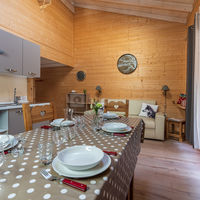 Lodge traditionnel espace restauration