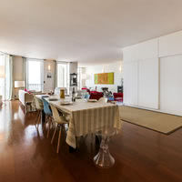 Salon suite