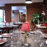 Salon marcel restaurant au petit gari