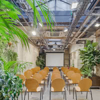 1 Espace Cinko salle de conférence végétalisée sous verrière