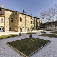 Cour et jardin