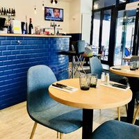Rive Droite Café