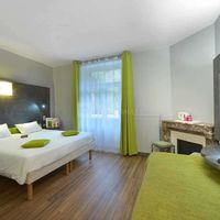 Les Bains Romains